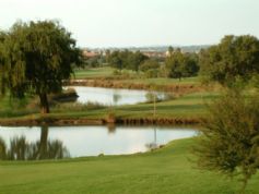 Silver Lakes Country Club